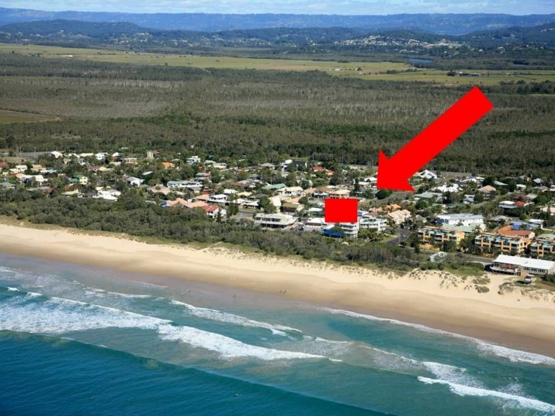 8 – 10 Lorraine Avenue, Marcoola QLD 4564