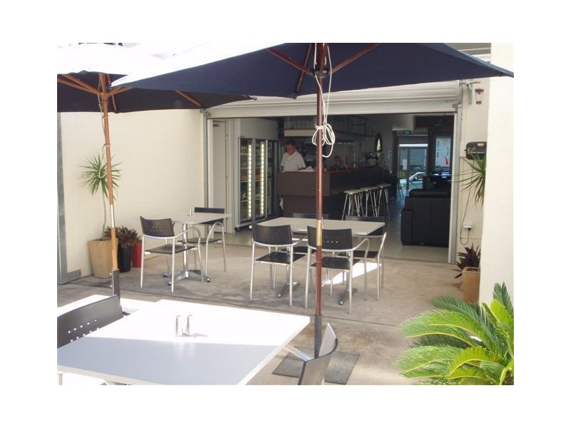 4 Gympie Road, Tin Can Bay QLD 4580