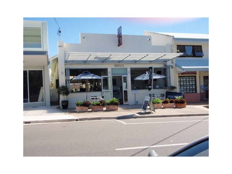 4 Gympie Road, Tin Can Bay QLD 4580