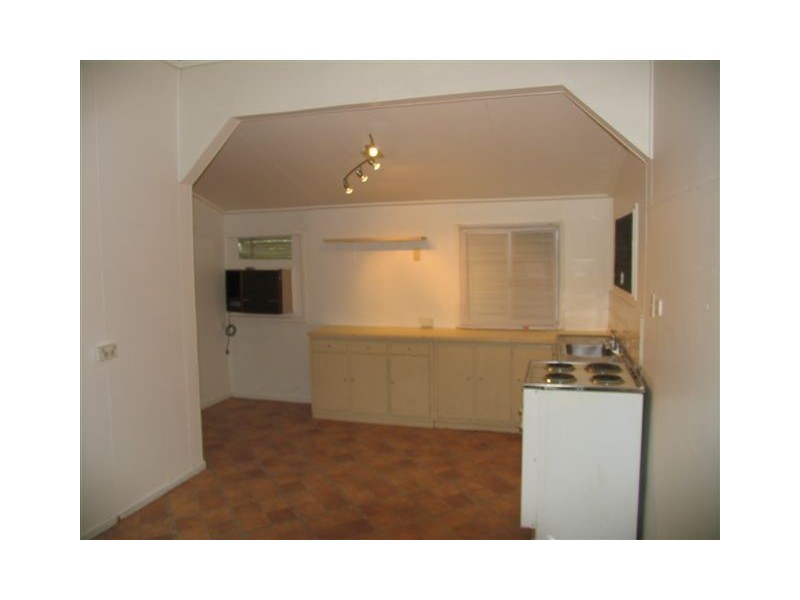 5 ARCHIE STREET, Nambour QLD 4560