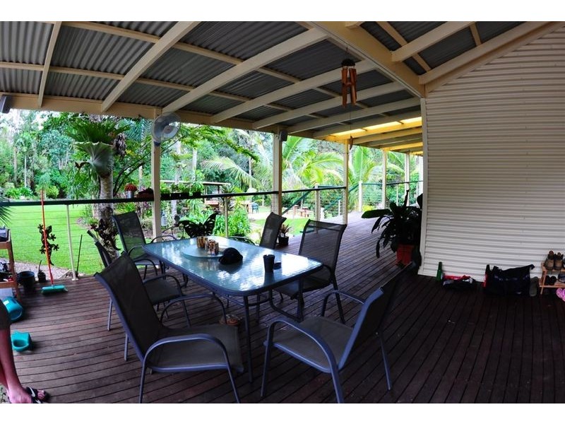 2060 Old Gympie Road, Glass House Mountains QLD 4518