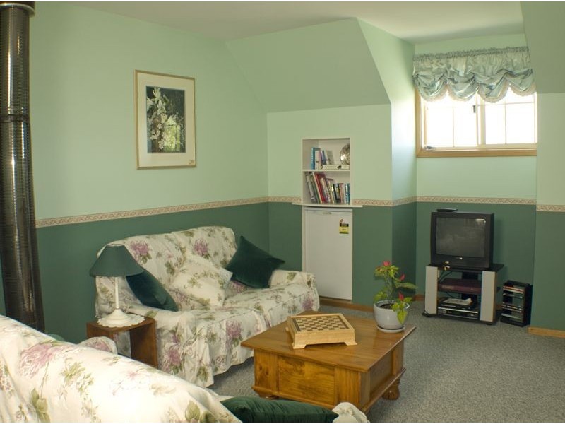 11 Weedings Way, Woodbridge TAS 7162