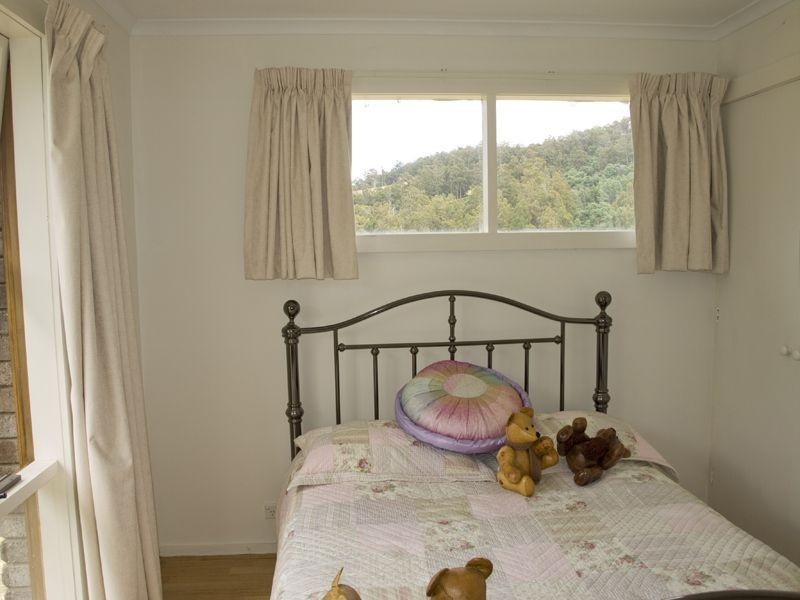 93 Sunday Hill Road, Petcheys Bay TAS 7109