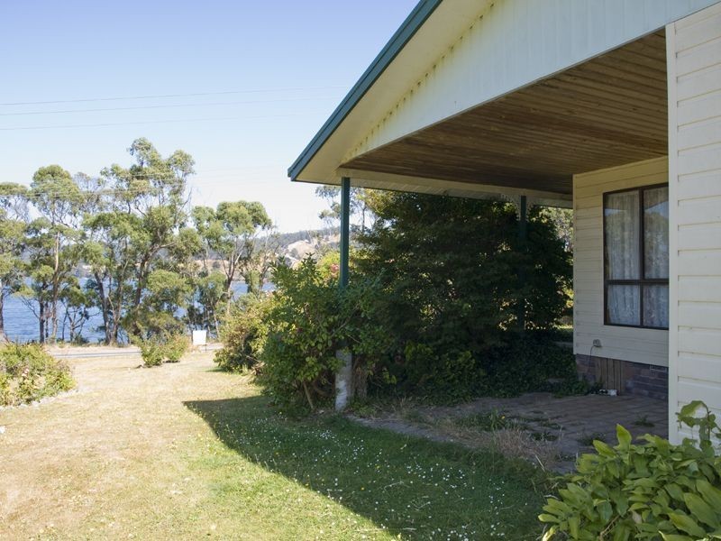 3 Helms Road, Gardners Bay TAS 7112