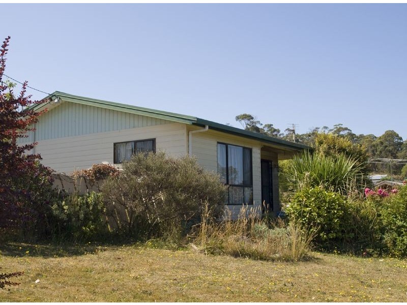 3 Helms Road, Gardners Bay TAS 7112
