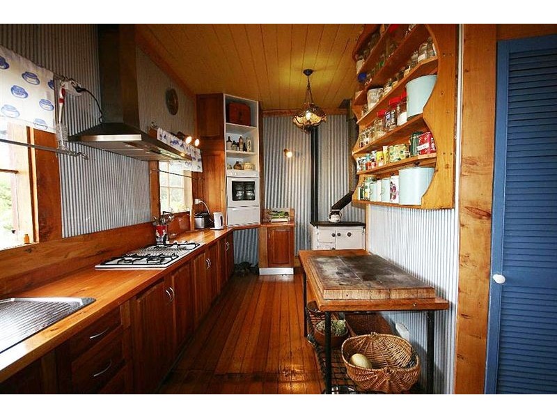 11 Langridge Road, Gardners Bay TAS 7112