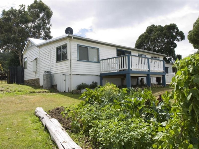 7 Osborne Street, Port Huon TAS 7116