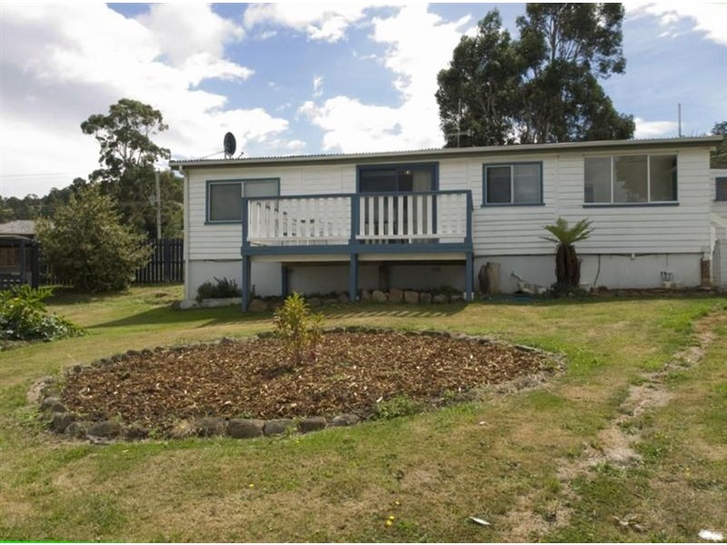 7 Osborne Street, Port Huon TAS 7116