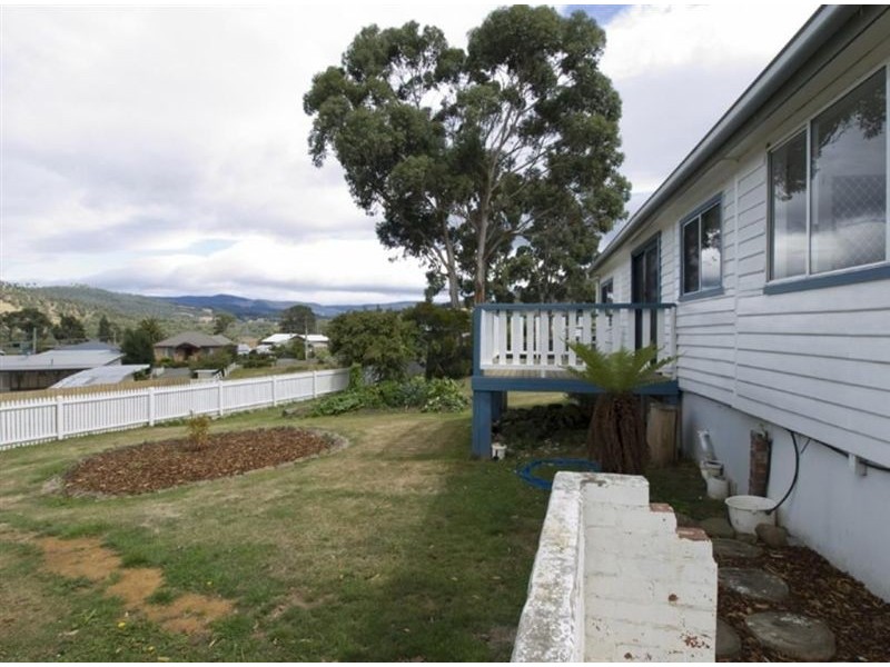 7 Osborne Street, Port Huon TAS 7116