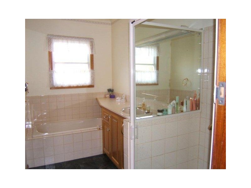 30 Knights Road, Huonville TAS 7109