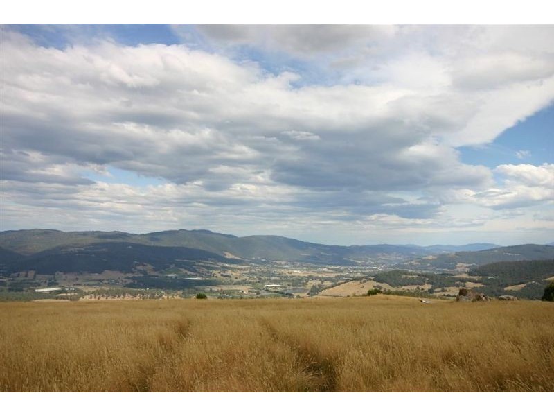 296 Cloverside Road, Lucaston TAS 7109