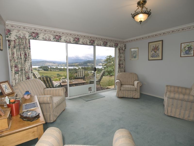 110 Dillons Hill Road, Glaziers Bay TAS 7109