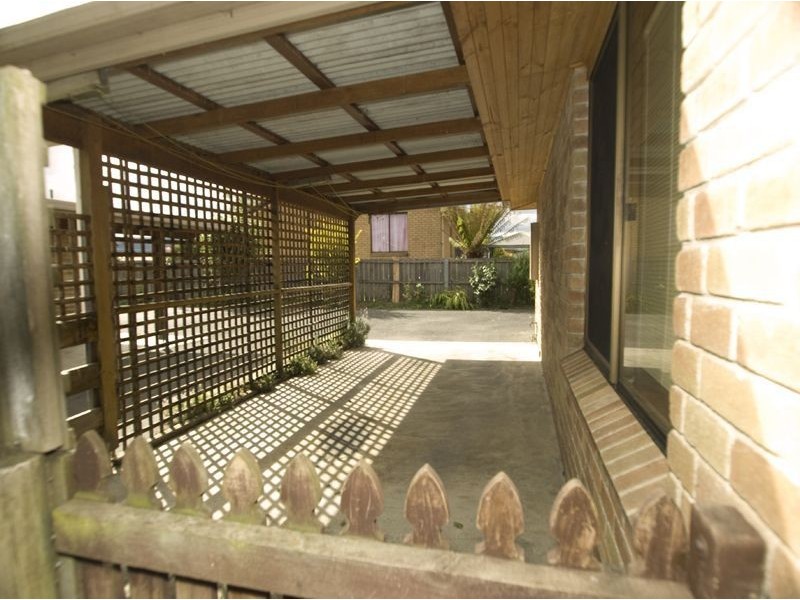 Unit 2/15 Acacia Street, Huonville TAS 7109