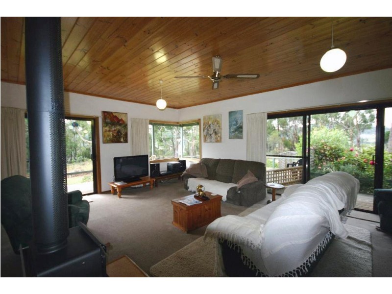 12 Walters Road, Wattle Grove TAS 7109