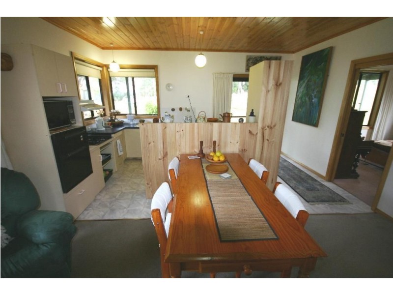 12 Walters Road, Wattle Grove TAS 7109
