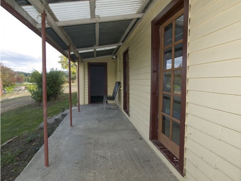 9 Fords Road, Geeveston TAS 7116