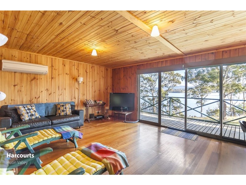 6761 Channel Highway, Deep Bay TAS 7112
