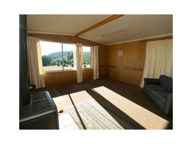 275 Dickensons Creek Road, Glen Huon TAS 7109