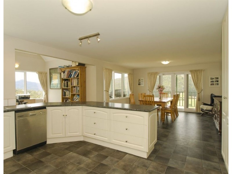 10 Lovell Road, Crabtree TAS 7109