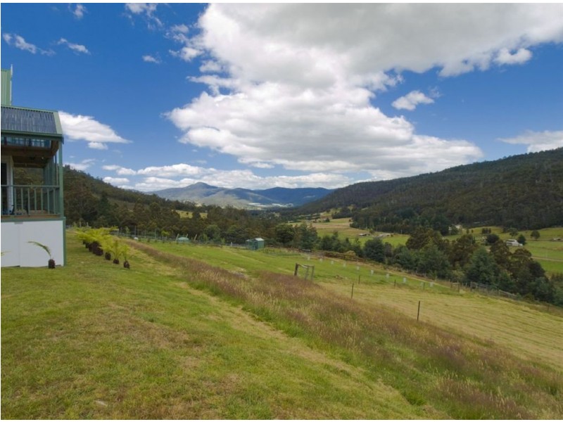 10 Lovell Road, Crabtree TAS 7109