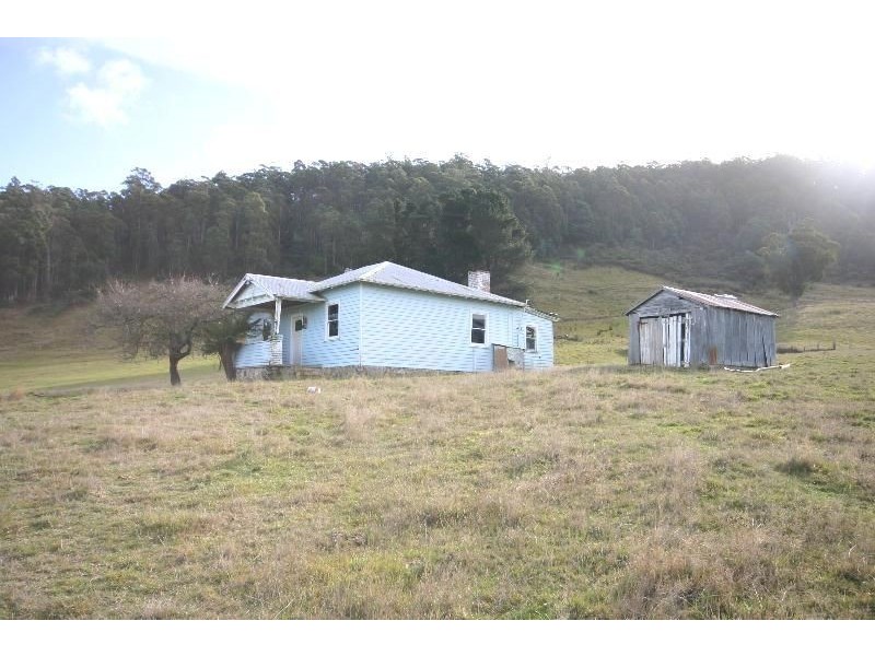 140 Cross Road, Lucaston TAS 7109