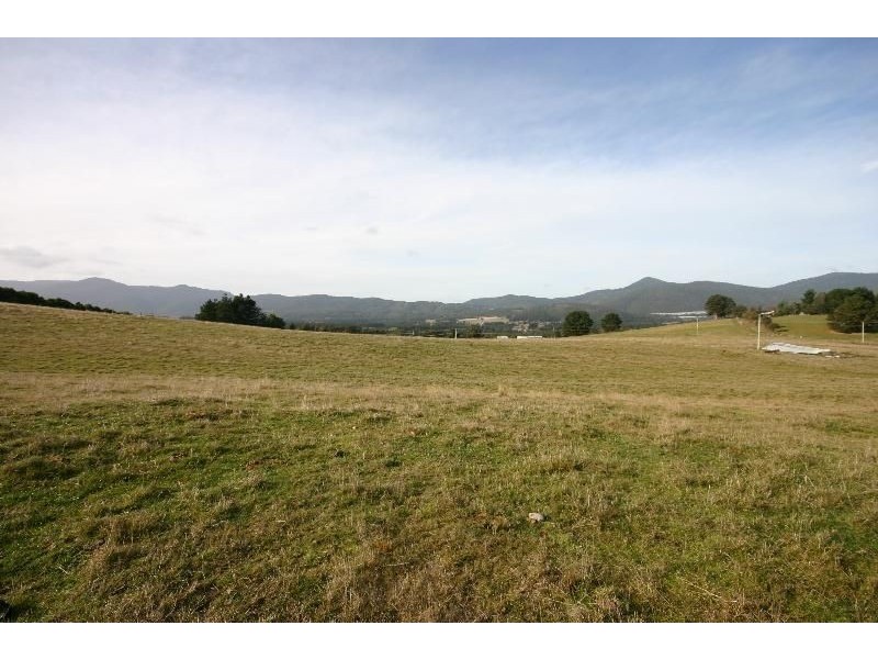 140 Cross Road, Lucaston TAS 7109