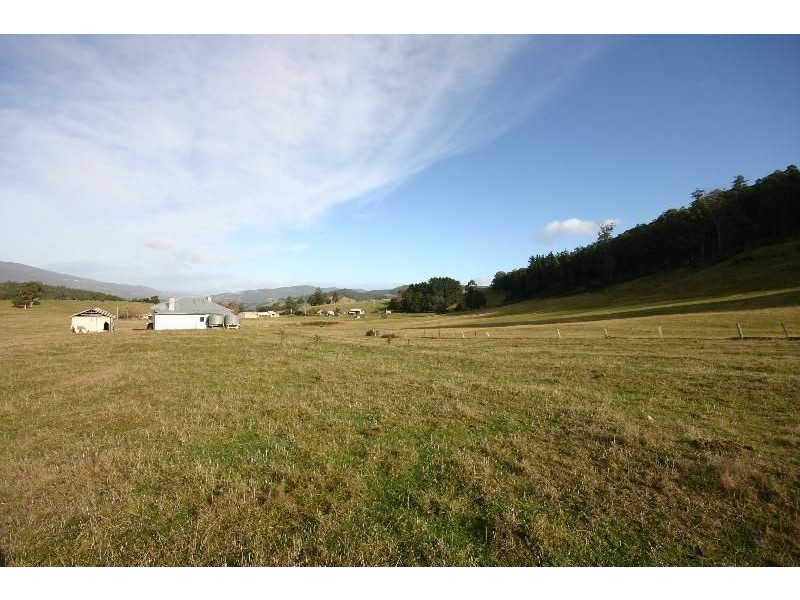 140 Cross Road, Lucaston TAS 7109