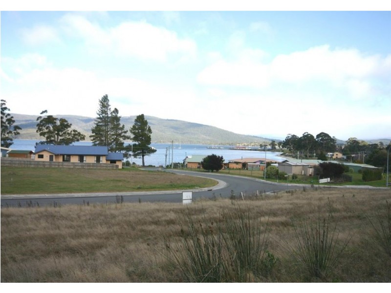 3 Pulfers Road, Dover TAS 7117