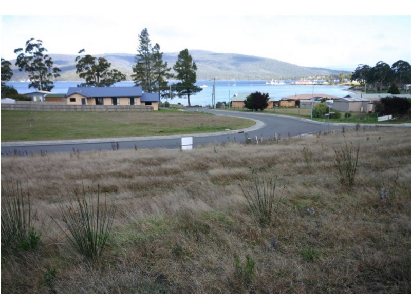 3 Pulfers Road, Dover TAS 7117