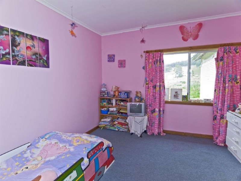 22 Rileys Creek Road, Geeveston TAS 7116