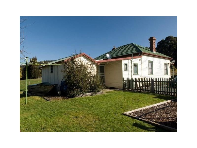 4955 Huon Highway, Geeveston TAS 7116
