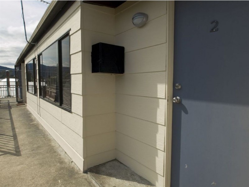 2/13-15 Wilmot Road, Huonville TAS 7109