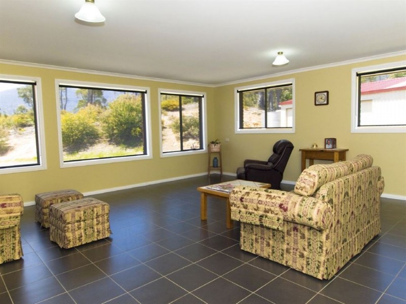 * Mountain River, Mountain River TAS 7109