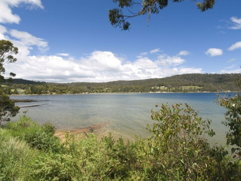6703 Channel Highway, Deep Bay TAS 7112