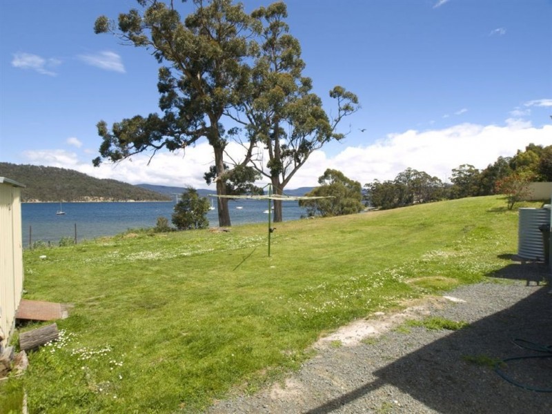6703 Channel Highway, Deep Bay TAS 7112