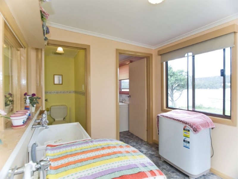 6703 Channel Highway, Deep Bay TAS 7112
