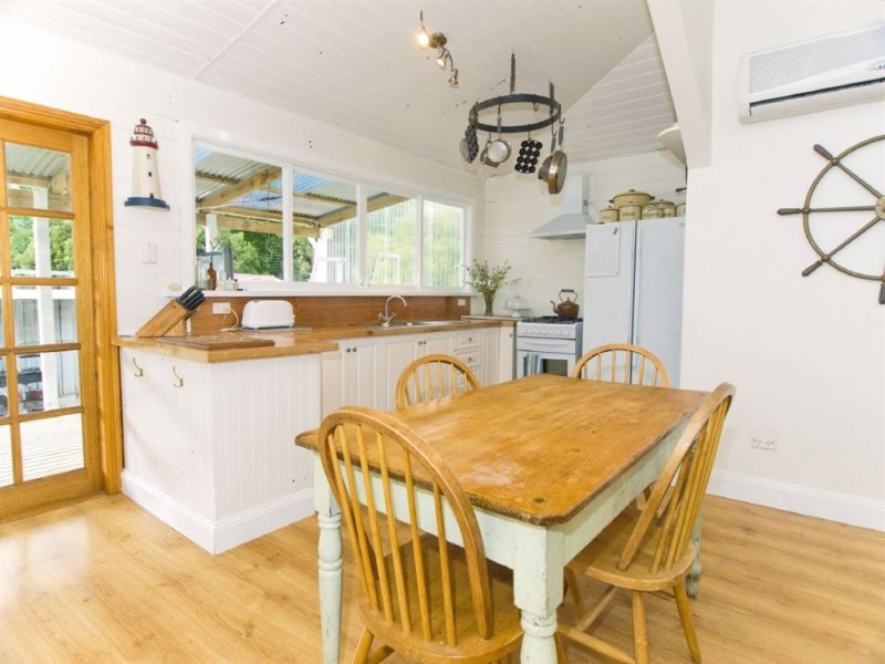 6815 Huon Highway, Dover TAS 7117