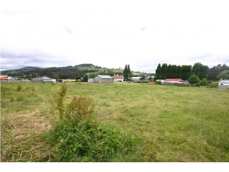 * Duke Street, Geeveston TAS 7116