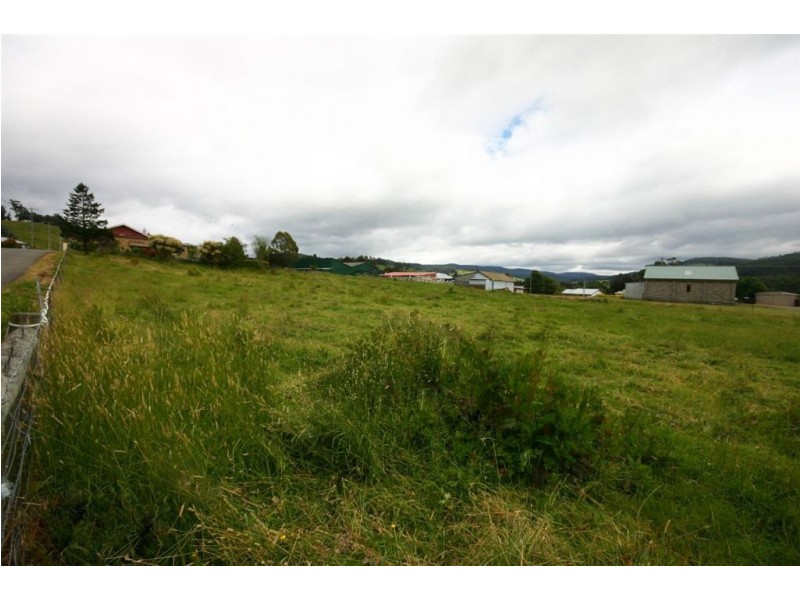 * Duke Street, Geeveston TAS 7116