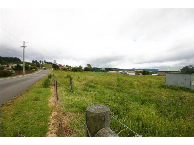 * Duke Street, Geeveston TAS 7116
