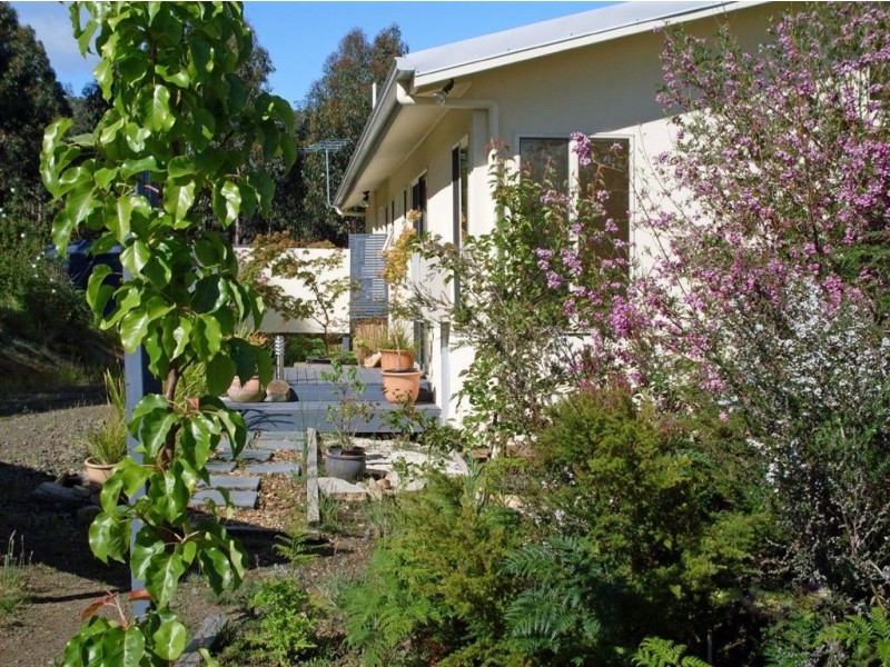 18 White Cliffs Road, Brooks Bay TAS 7116