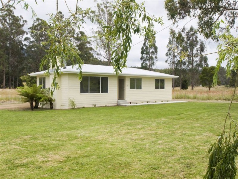 3 Valley Road, Dover TAS 7117
