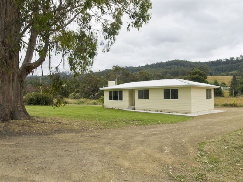3 Valley Road, Dover TAS 7117