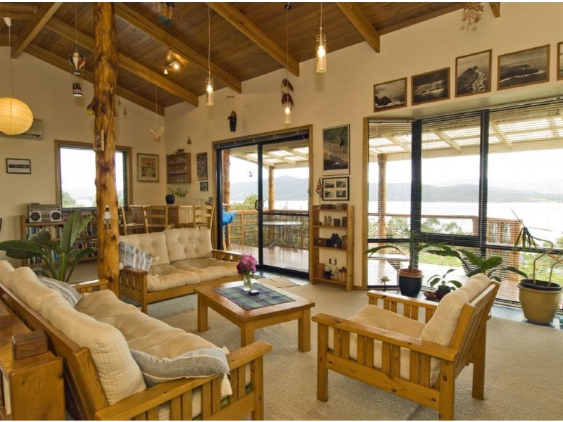 25 Klasen Road, Police Point TAS 7116