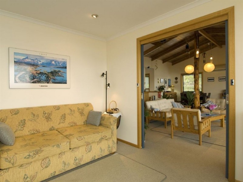 25 Klasen Road, Police Point TAS 7116