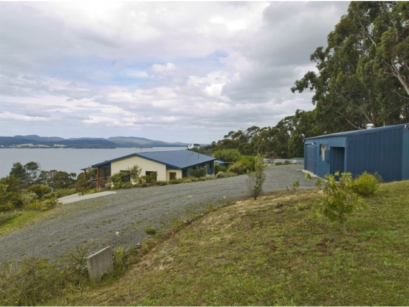 25 Klasen Road, Police Point TAS 7116