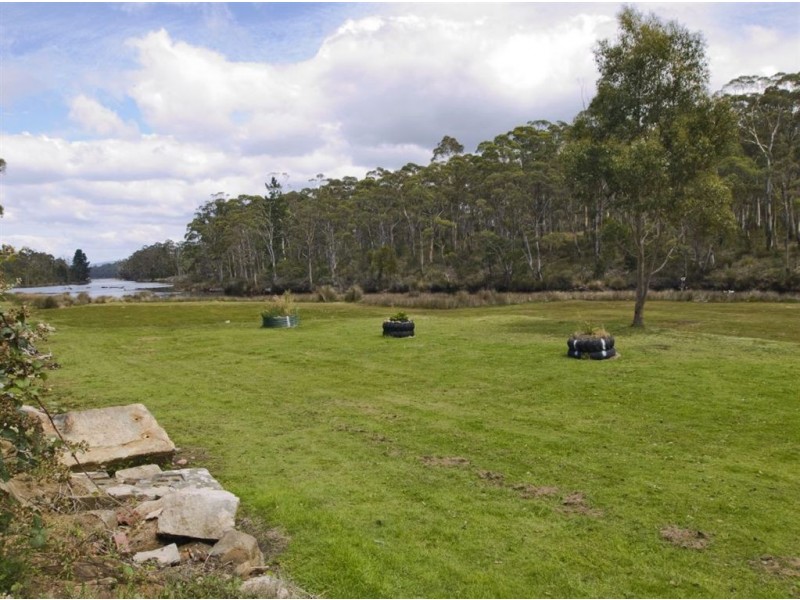 - Channel Highway, Garden Island Creek TAS 7112