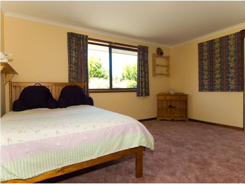 14 Connors Road, Cygnet TAS 7112