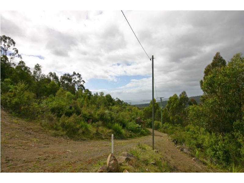 * Powers Road, Lower Snug TAS 7054