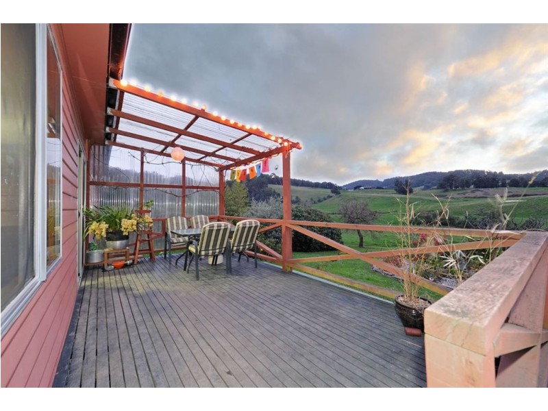 20 Emma Street, Cygnet TAS 7112